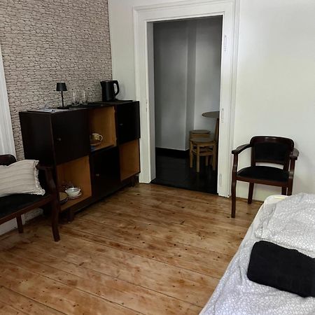 Utcara Nyilo Apartman Vác Extérieur photo